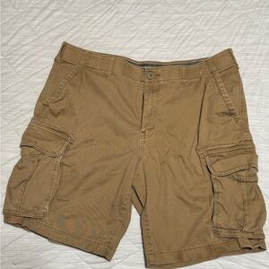 Men's Tan Cargo Shorts
